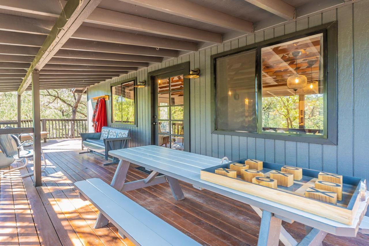 The Pine House - Cozy Mid-Century Modern, Pet-Friendly Villa Eksteriør bilde