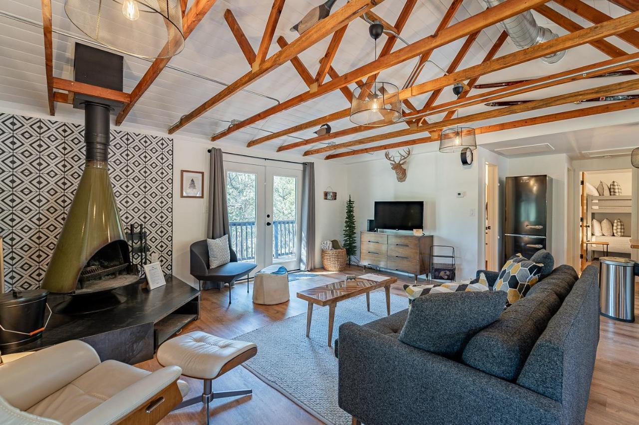 The Pine House - Cozy Mid-Century Modern, Pet-Friendly Villa Eksteriør bilde