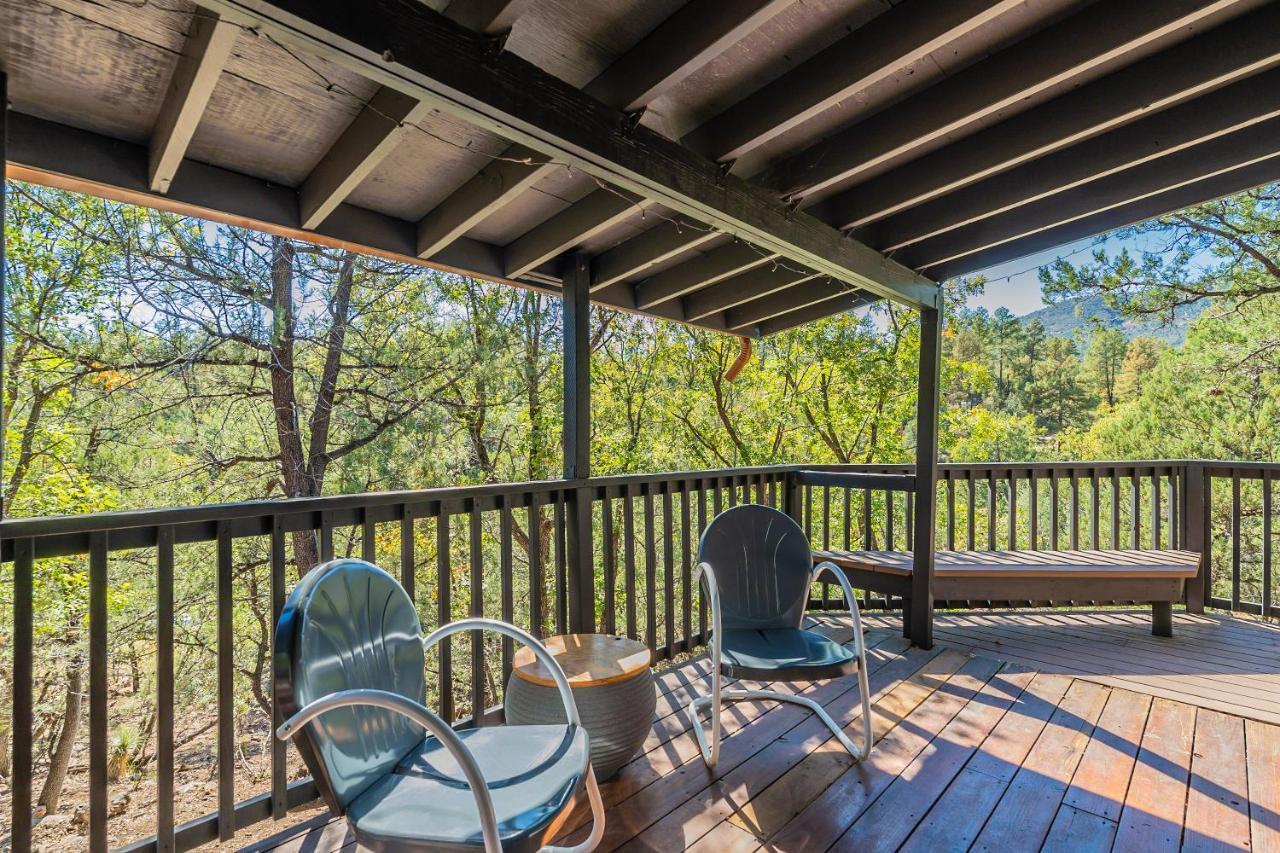 The Pine House - Cozy Mid-Century Modern, Pet-Friendly Villa Eksteriør bilde