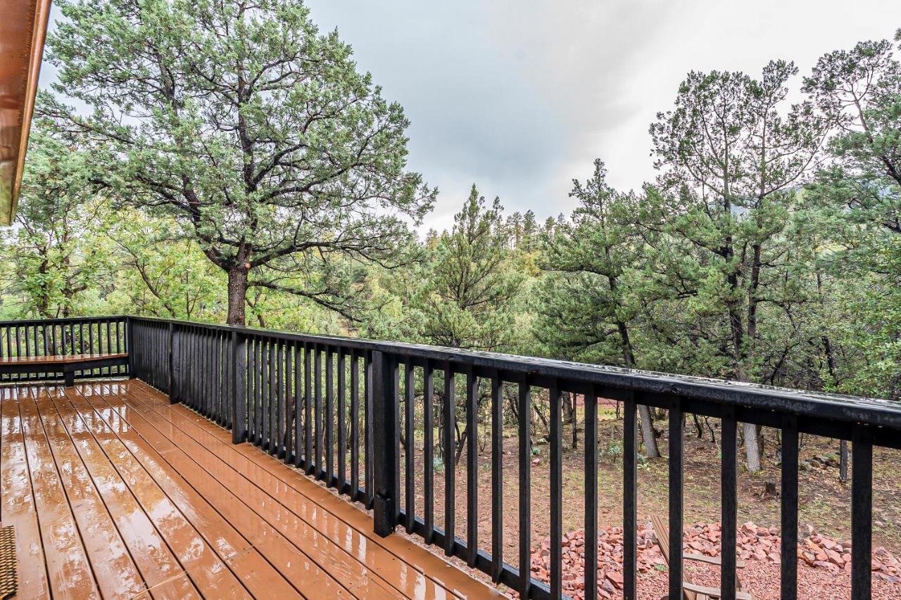 The Pine House - Cozy Mid-Century Modern, Pet-Friendly Villa Eksteriør bilde